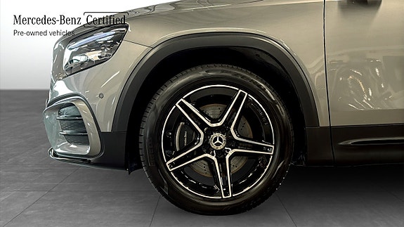 Mercedes-Benz GLB220 d 9 of 25