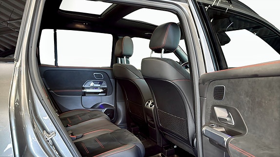 Mercedes-Benz GLB220 d 5 of 25