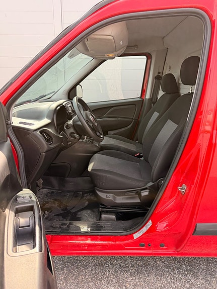 Fiat Doblo 15 of 18
