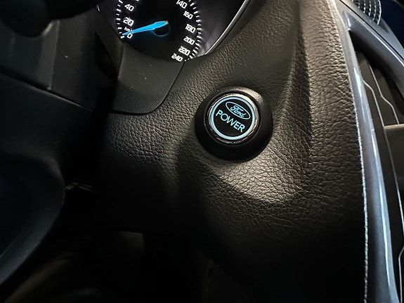 Ford Focus 19 of 22