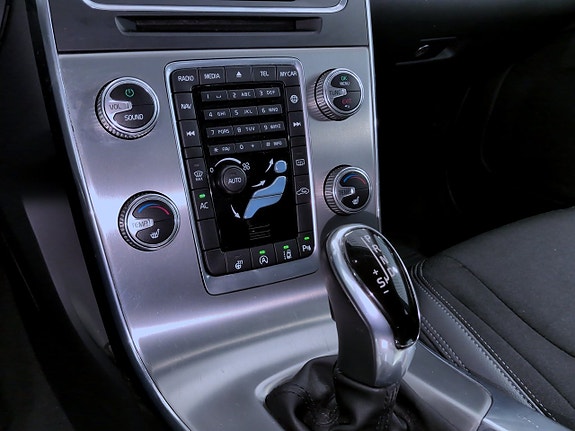 Volvo V60 12 of 17