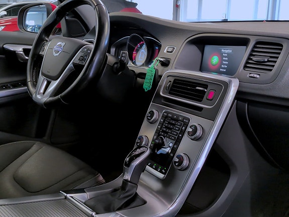 Volvo V60 13 of 17
