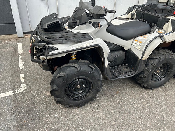 Can-Am Outlander 650 / 6x6 / Momsad / Finans 6 of 6