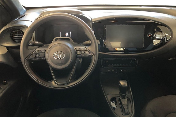 Toyota Aygo X 10 of 21