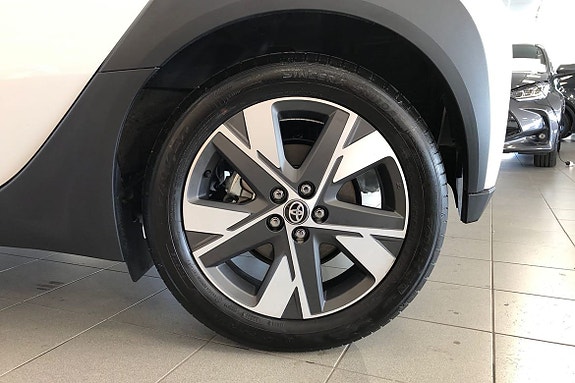 Toyota Aygo X 17 of 21