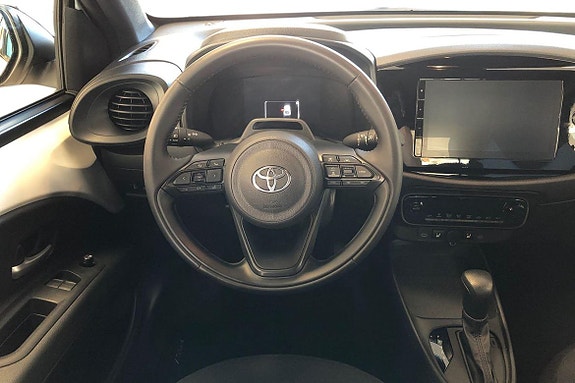Toyota Aygo X 11 of 21