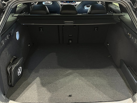 Volkswagen Passat 8 of 20