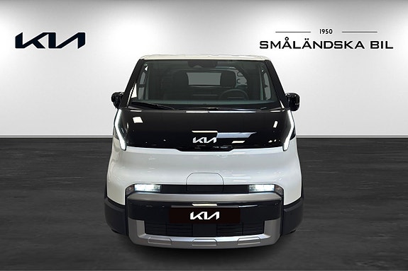 Kia PV5 2 of 6