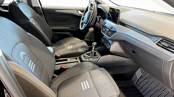 Ford Focus 3 of 26