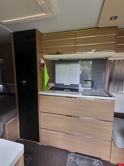 Adria 572 UT 5 of 6