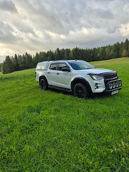 Isuzu D-max 3 of 7