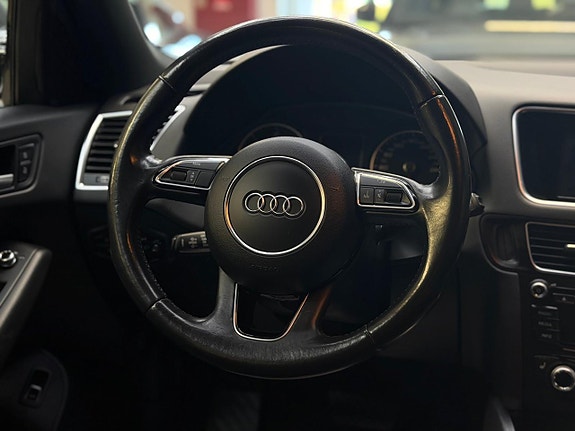 Audi Q5 8 of 22