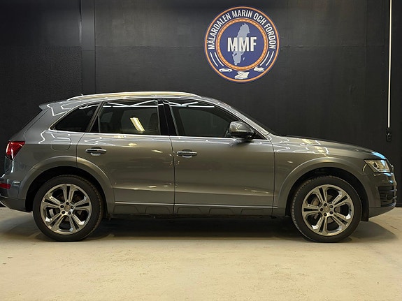 Audi Q5 2 of 22