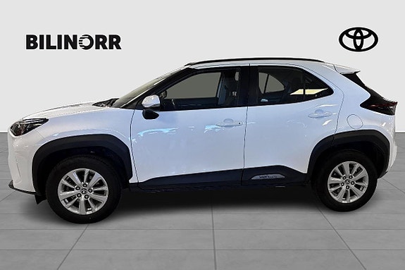 Toyota Yaris Cross 4 of 12