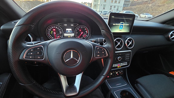 Mercedes-Benz A180 d 6 of 9