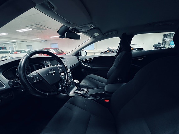 Volvo V40 10 of 21