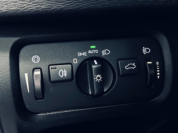 Volvo V40 20 of 21