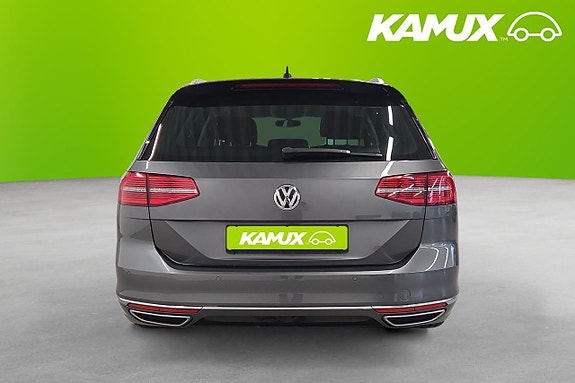 Volkswagen Passat 5 of 21