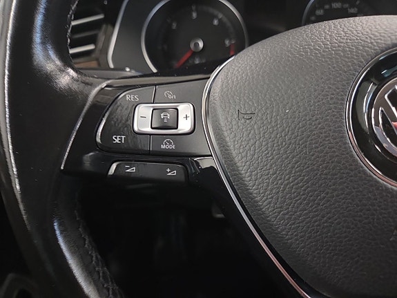 Volkswagen Passat 20 of 21