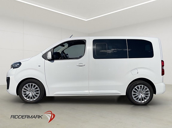 Peugeot Traveller 6 of 29