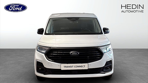 Ford Transit Connect 3 of 11