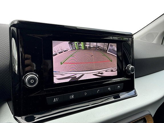 Seat Arona 15 of 15