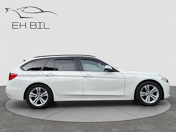 BMW 320d 8 of 15