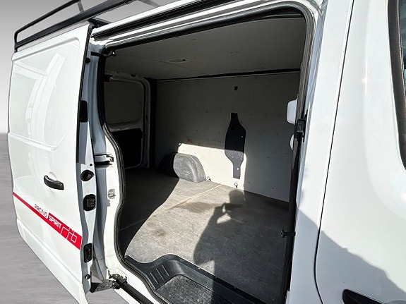 Renault Trafic 3 of 8