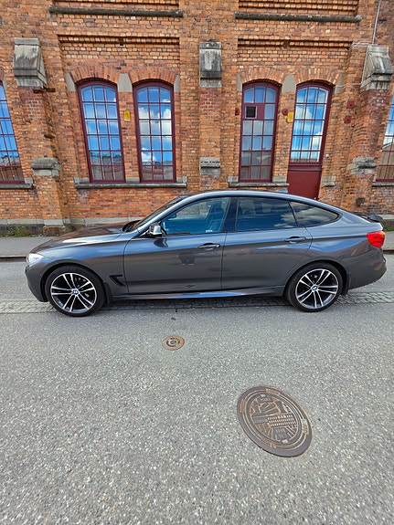 BMW 320d 4 of 13