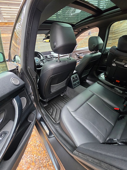 BMW 320d 9 of 13
