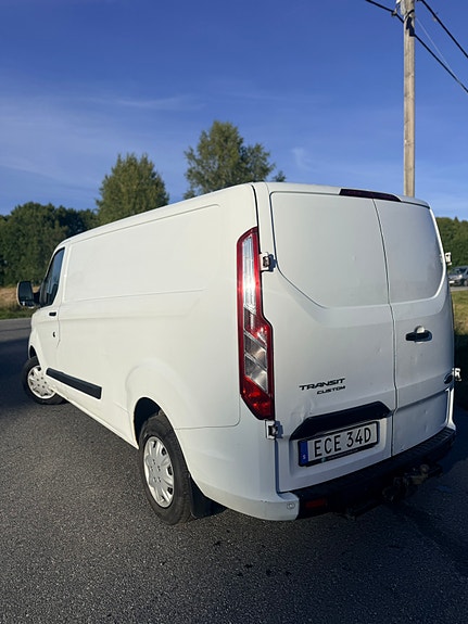 Ford Transit Custom 3 of 10