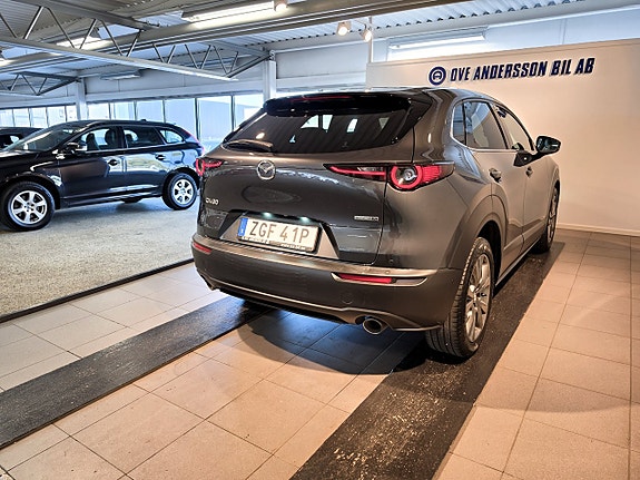 Mazda CX-30 4 of 24