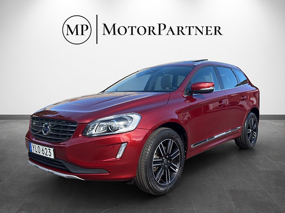 Volvo XC60 3 of 17