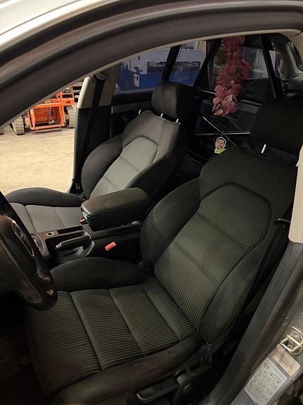 Audi A4 4 of 6