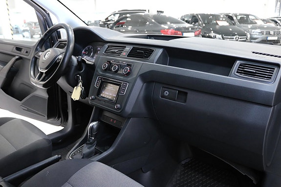 Volkswagen Caddy Maxi 12 of 20
