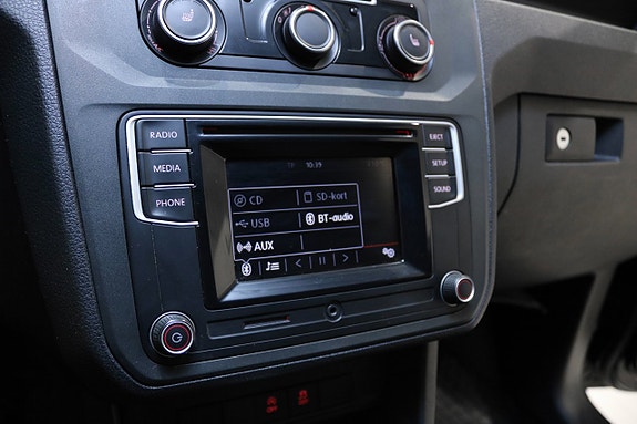 Volkswagen Caddy Maxi 17 of 20