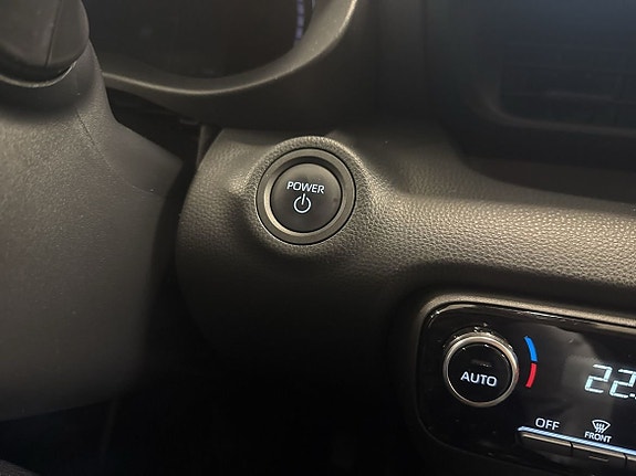 Toyota Yaris 15 of 15