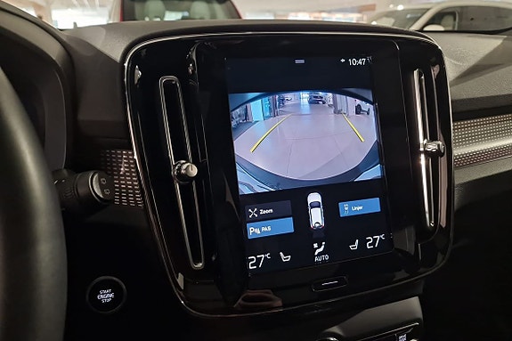 Volvo XC40 16 of 18