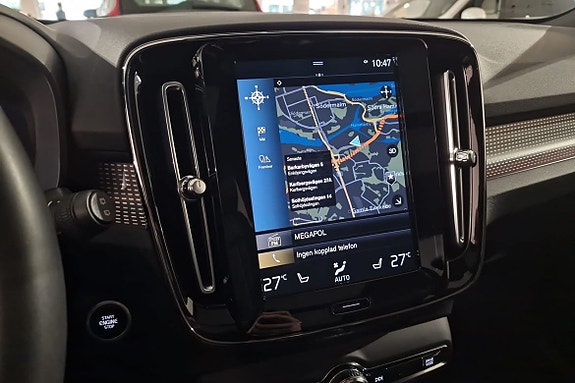 Volvo XC40 17 of 18