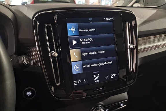 Volvo XC40 18 of 18