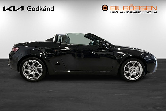 Alfa Romeo Spider 4 of 18