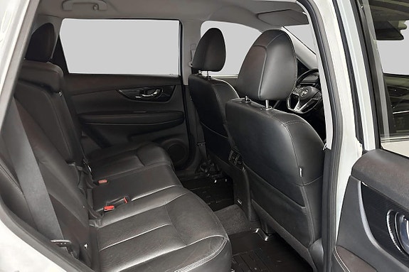 Nissan X-Trail 5 of 8
