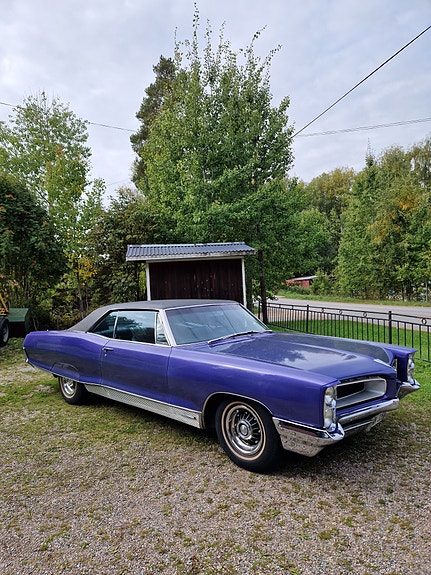 Pontiac Grand Prix 2 of 7