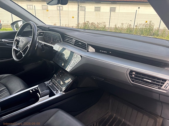 Audi e-tron 20 of 30