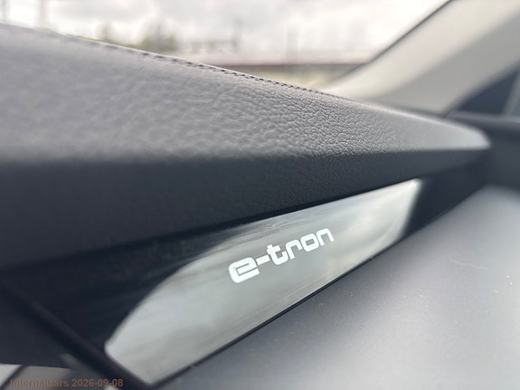 Audi e-tron 21 of 30