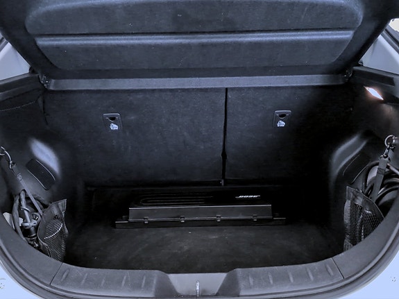 Nissan Leaf 15 of 16