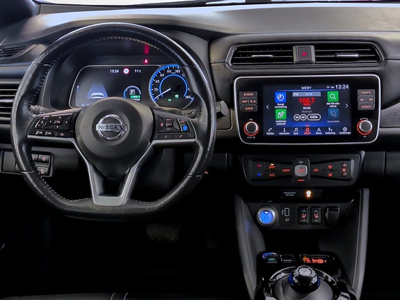 Nissan Leaf 8 of 16