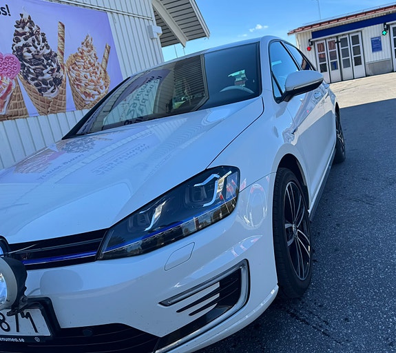 Volkswagen Golf VII 3 of 11