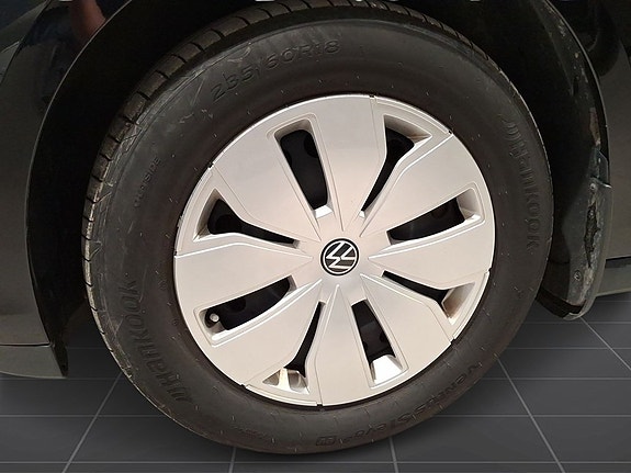 Volkswagen ID. Buzz 8 of 14