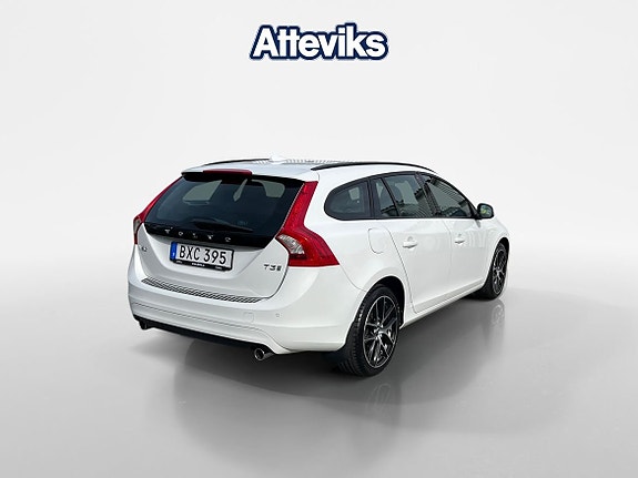 Volvo V60 3 of 15